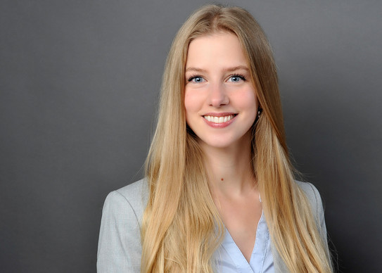 Finnja Lüttmann Portrait Finnja Lüttmann